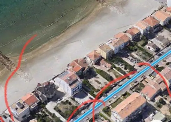 아파트 100 M Des Roquilles